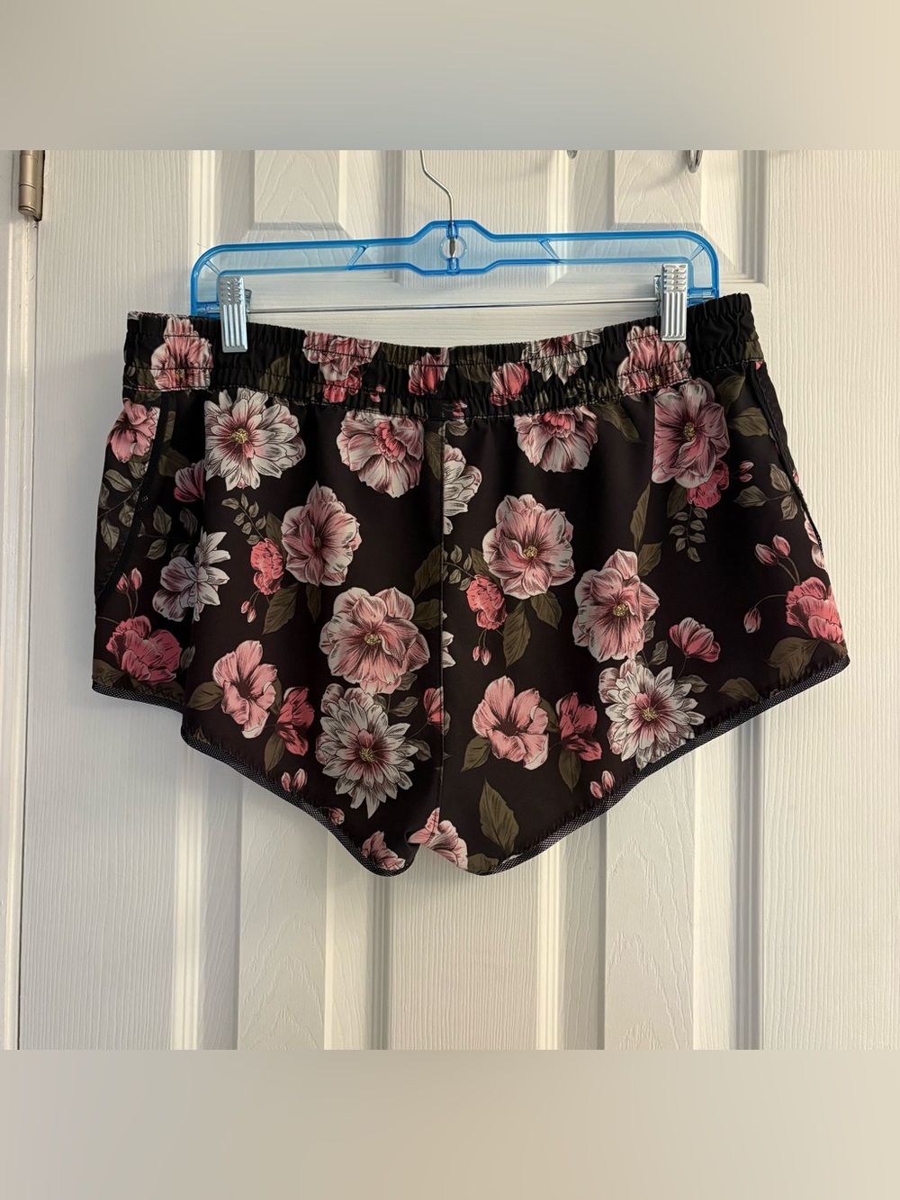 Endless Sun Lightweight Flower Pattern Shorts Size Large. - Picture 2 of 7
